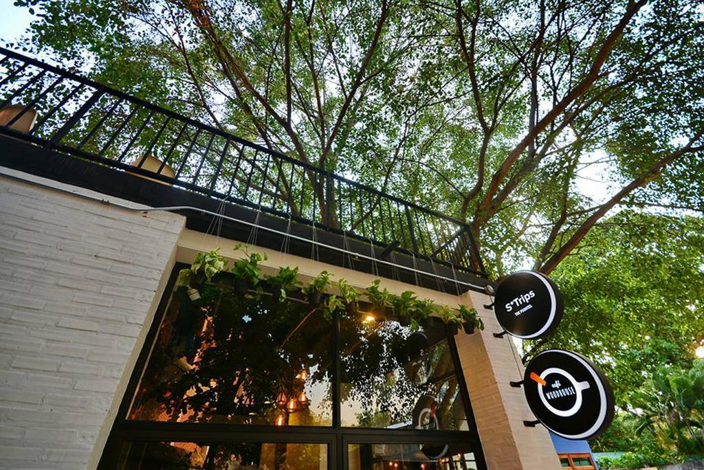 Hostel Strips The Poshtel Chiang Mai Exterior foto